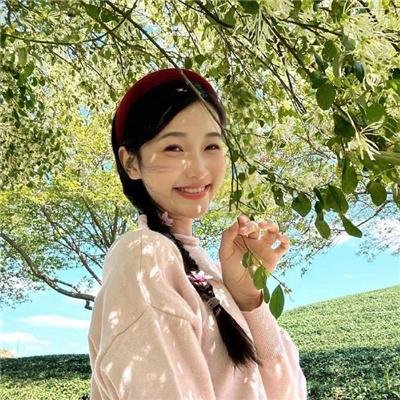 伊莎贝尔跳到聚光灯下